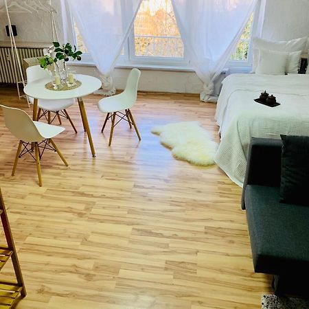 Studio Apartment In Direkter Naehe Zur Uniklinik Homburg هومبورغ المظهر الخارجي الصورة