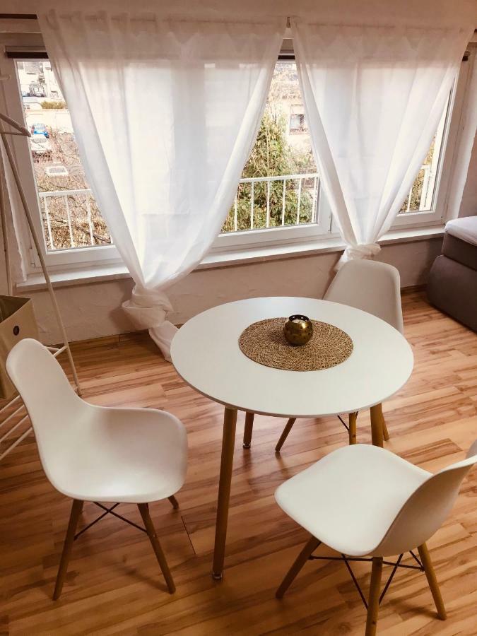 Studio Apartment In Direkter Naehe Zur Uniklinik Homburg هومبورغ المظهر الخارجي الصورة